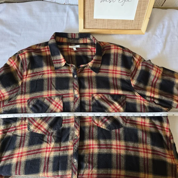 Maurices Black and Red Plaid Button-Down Shirt - Picture 5 of 7
